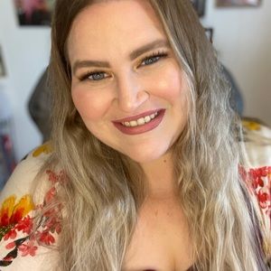 Meet your Posher, Britney